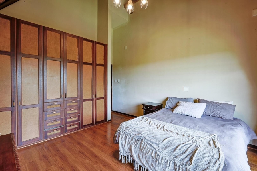 5 Bedroom Property for Sale in Mooikloof Equestrian Estate Gauteng