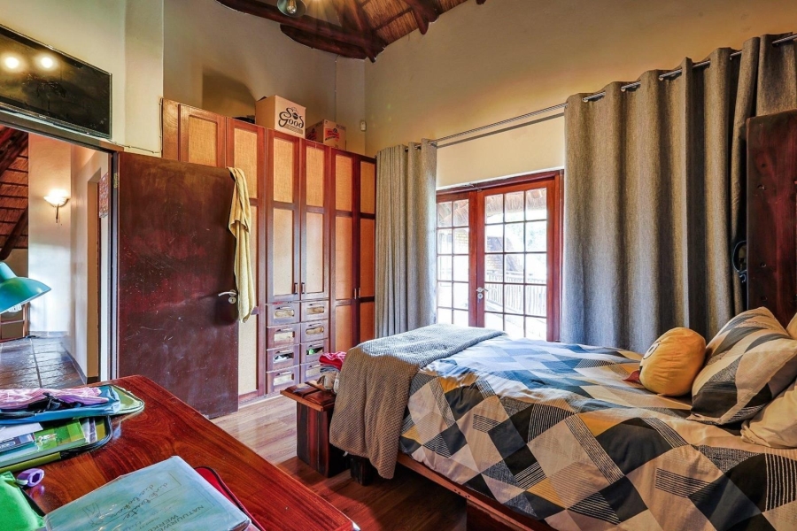 5 Bedroom Property for Sale in Mooikloof Equestrian Estate Gauteng