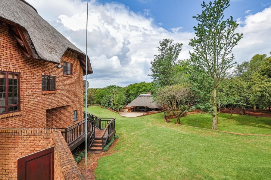 5 Bedroom Property for Sale in Mooikloof Equestrian Estate Gauteng