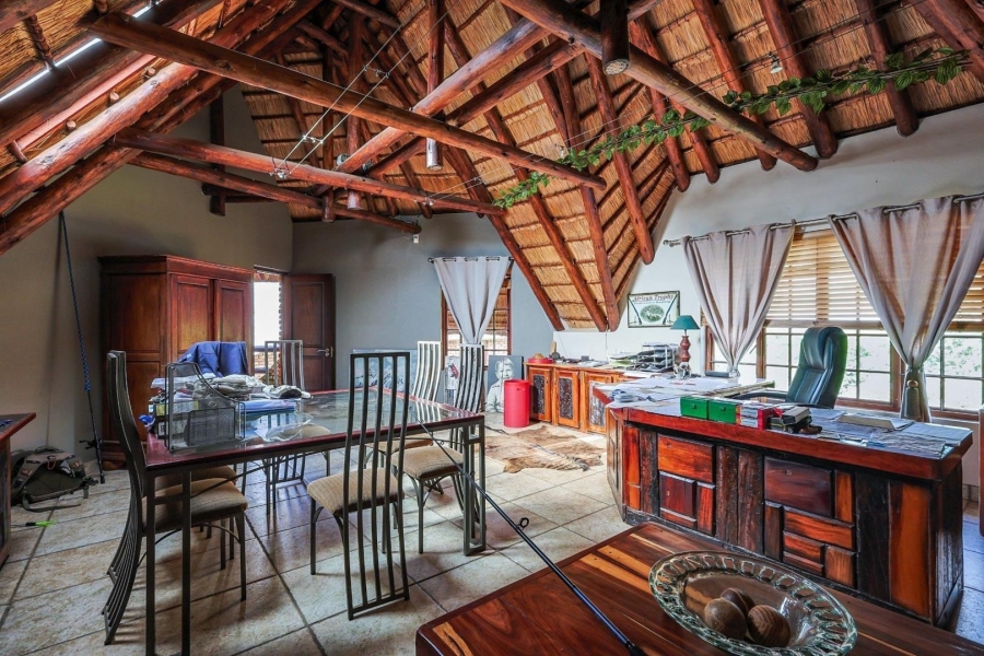 5 Bedroom Property for Sale in Mooikloof Equestrian Estate Gauteng