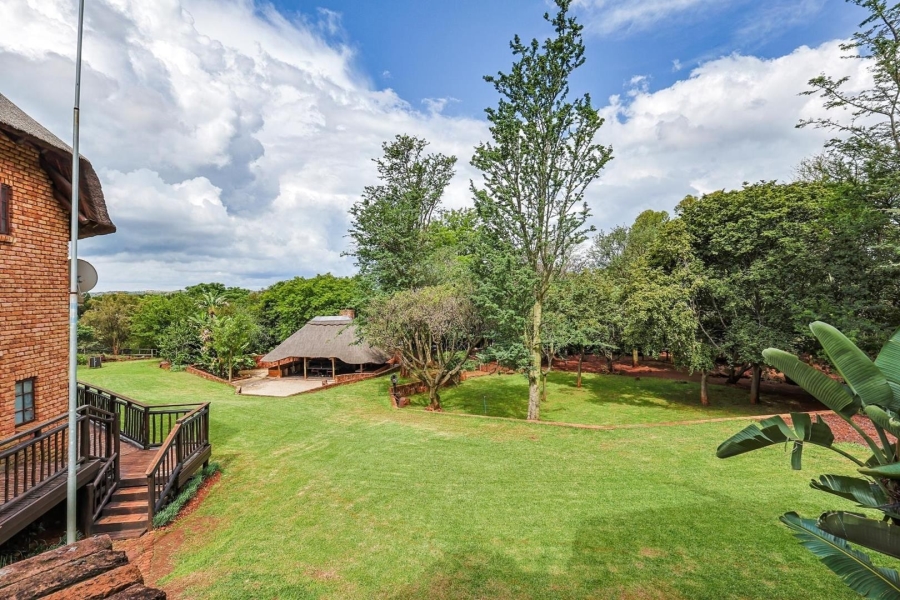 5 Bedroom Property for Sale in Mooikloof Equestrian Estate Gauteng