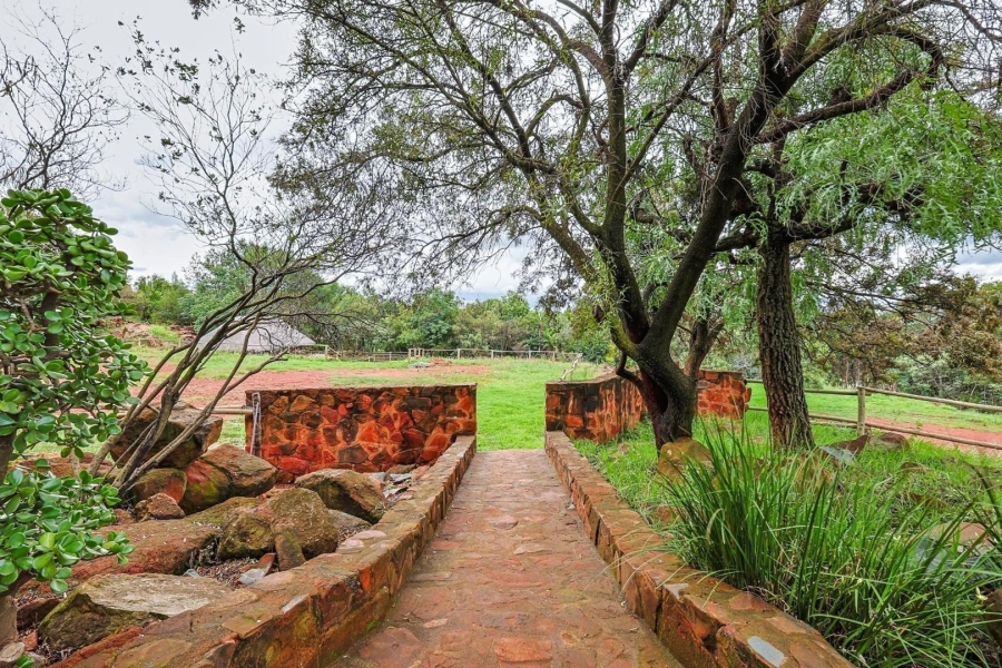 5 Bedroom Property for Sale in Mooikloof Equestrian Estate Gauteng