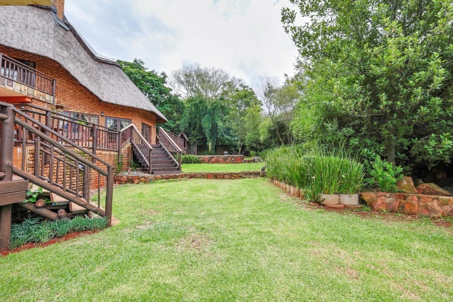 5 Bedroom Property for Sale in Mooikloof Equestrian Estate Gauteng