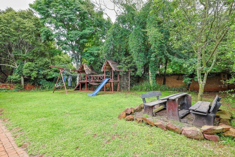 5 Bedroom Property for Sale in Mooikloof Equestrian Estate Gauteng