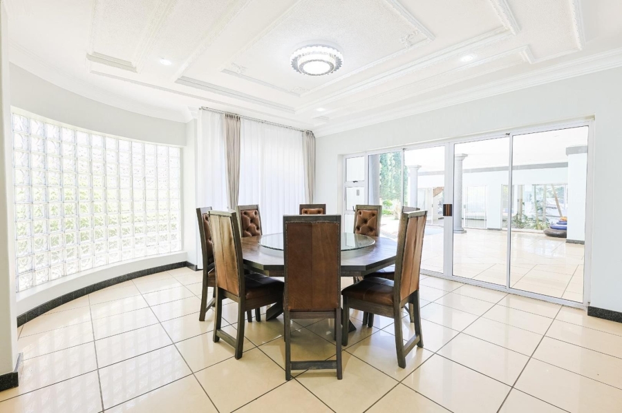 To Let 6 Bedroom Property for Rent in Silver Lakes Gauteng