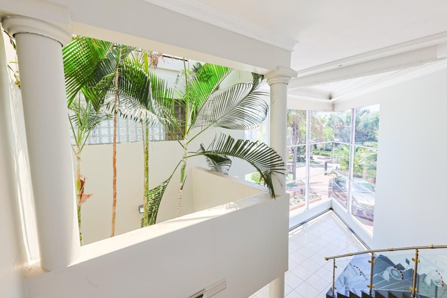 To Let 6 Bedroom Property for Rent in Silver Lakes Gauteng