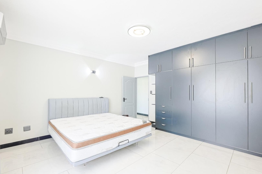 To Let 6 Bedroom Property for Rent in Silver Lakes Gauteng