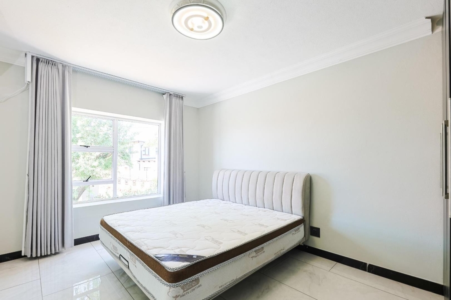 To Let 6 Bedroom Property for Rent in Silver Lakes Gauteng