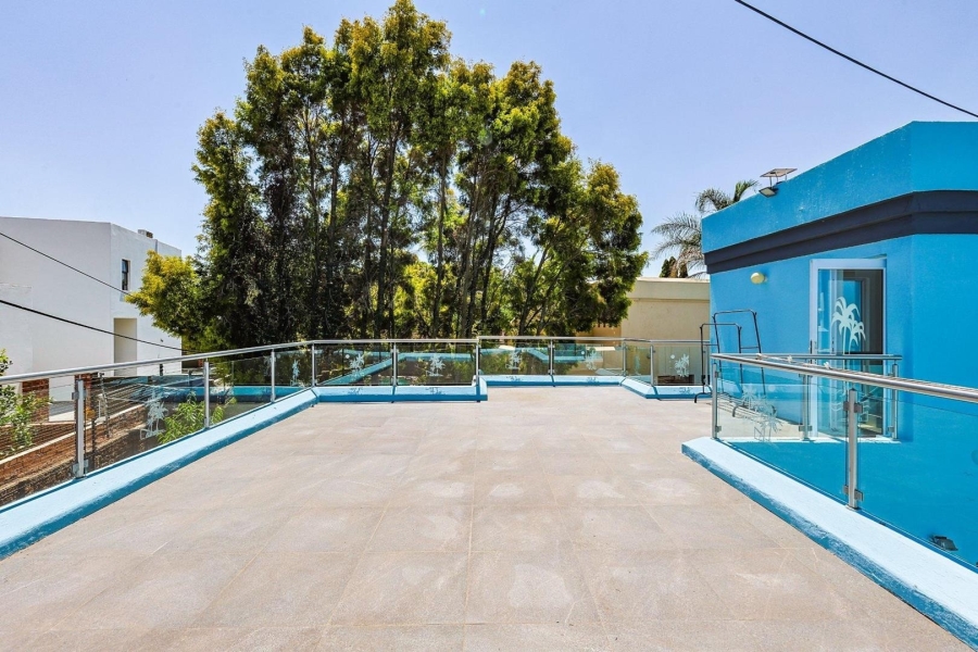 To Let 6 Bedroom Property for Rent in Silver Lakes Gauteng