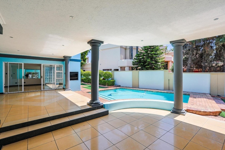 To Let 6 Bedroom Property for Rent in Silver Lakes Gauteng