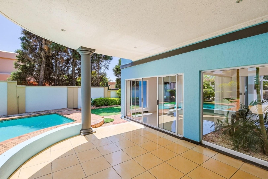 To Let 6 Bedroom Property for Rent in Silver Lakes Gauteng