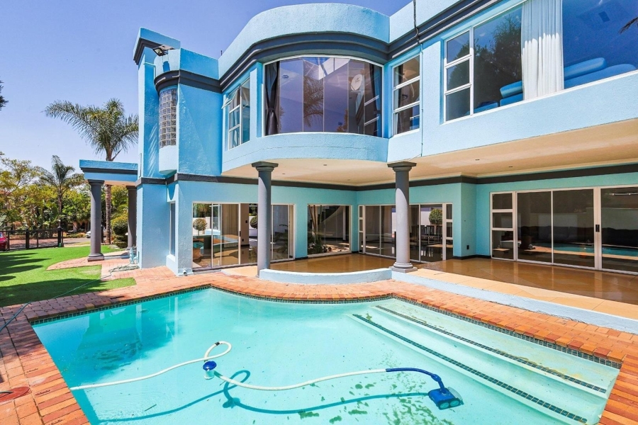 To Let 6 Bedroom Property for Rent in Silver Lakes Gauteng