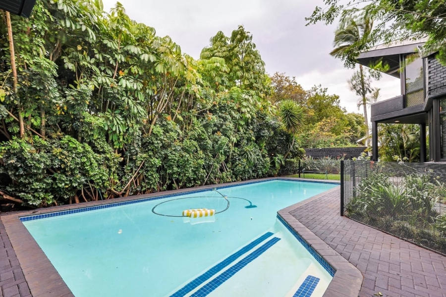 6 Bedroom Property for Sale in Waterkloof Gauteng