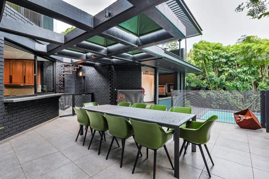 6 Bedroom Property for Sale in Waterkloof Gauteng