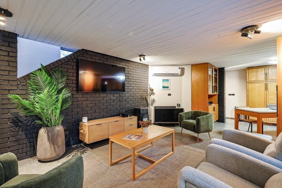 6 Bedroom Property for Sale in Waterkloof Gauteng