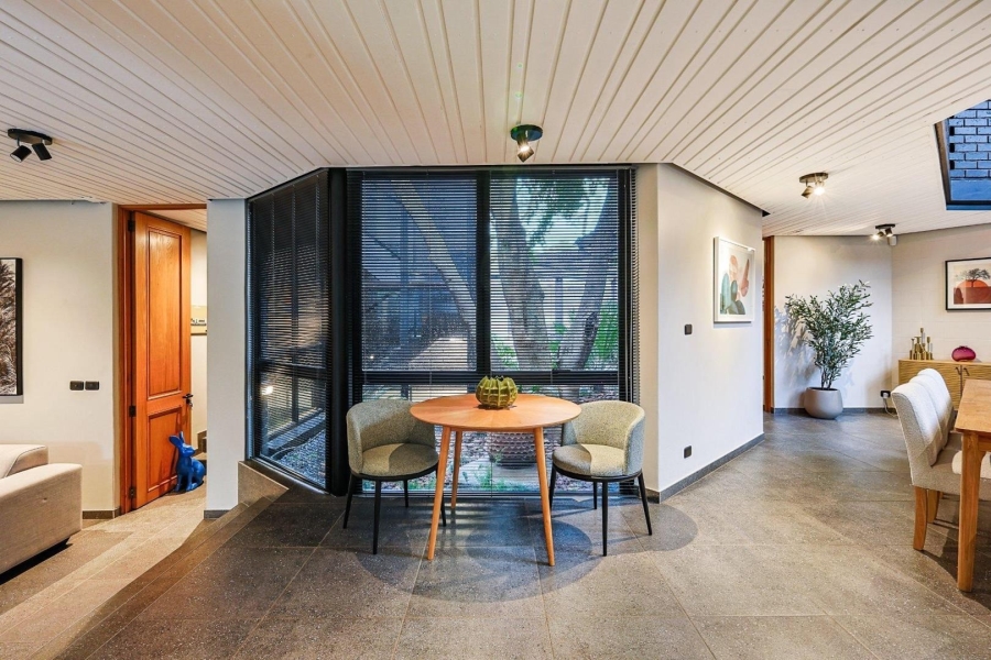 6 Bedroom Property for Sale in Waterkloof Gauteng