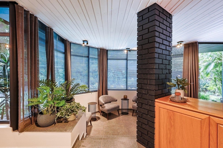 6 Bedroom Property for Sale in Waterkloof Gauteng