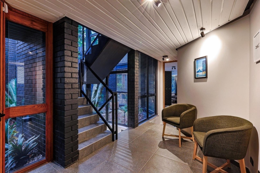 6 Bedroom Property for Sale in Waterkloof Gauteng