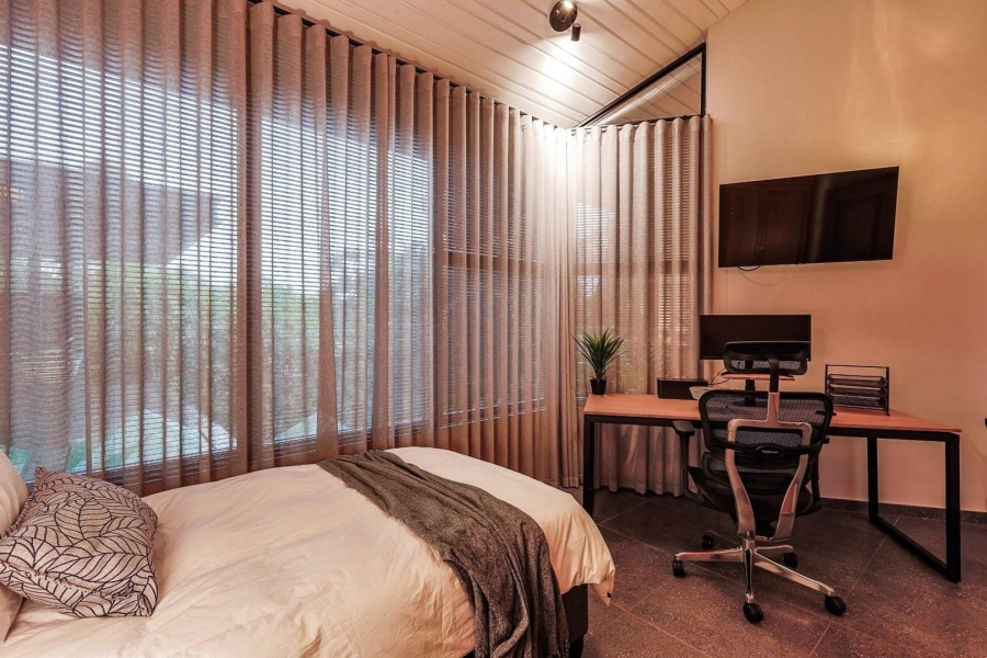 6 Bedroom Property for Sale in Waterkloof Gauteng