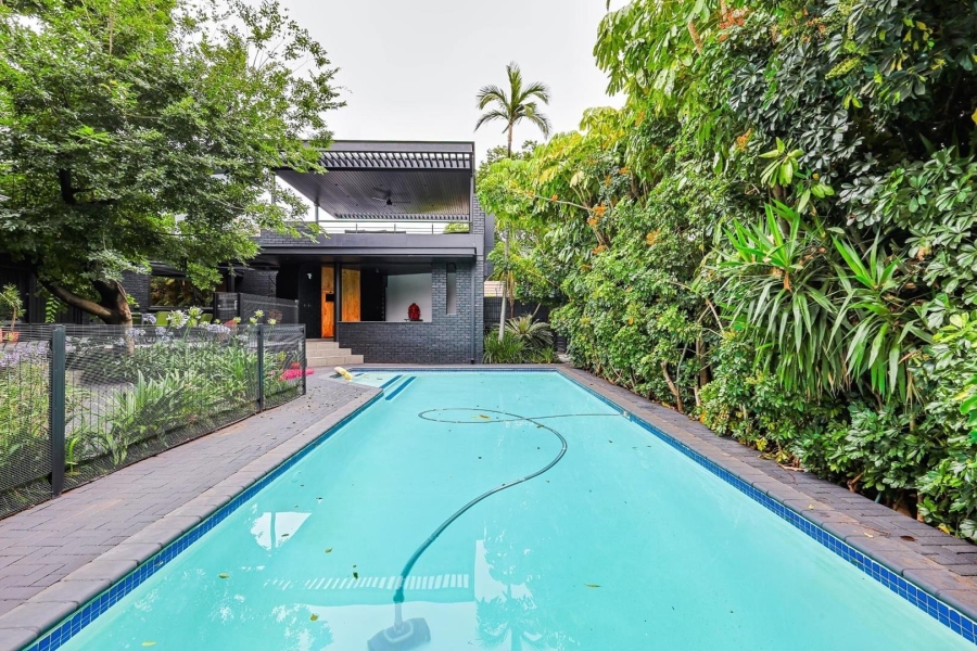 6 Bedroom Property for Sale in Waterkloof Gauteng