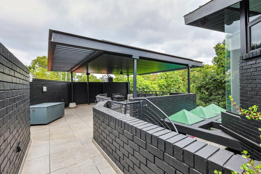 6 Bedroom Property for Sale in Waterkloof Gauteng