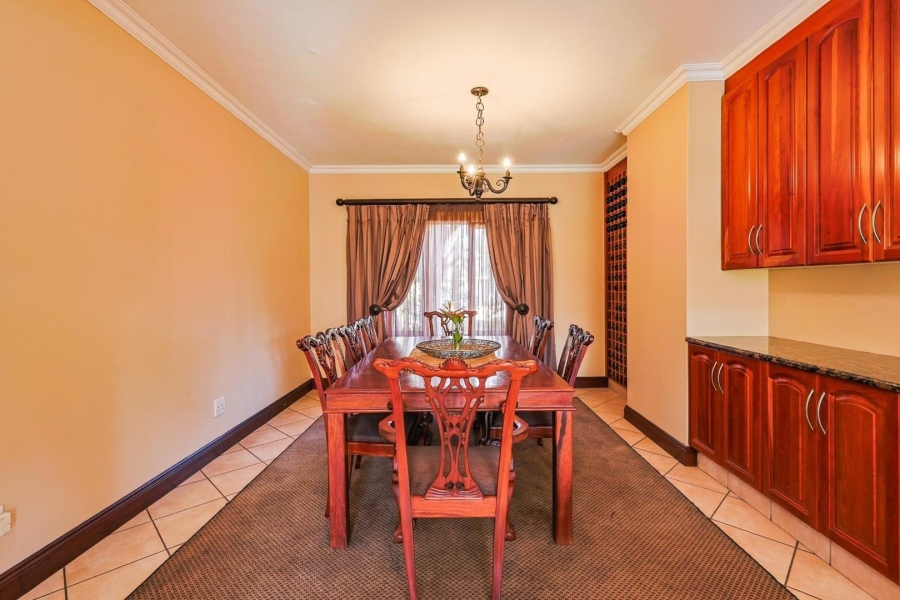 To Let 4 Bedroom Property for Rent in Silver Lakes Gauteng