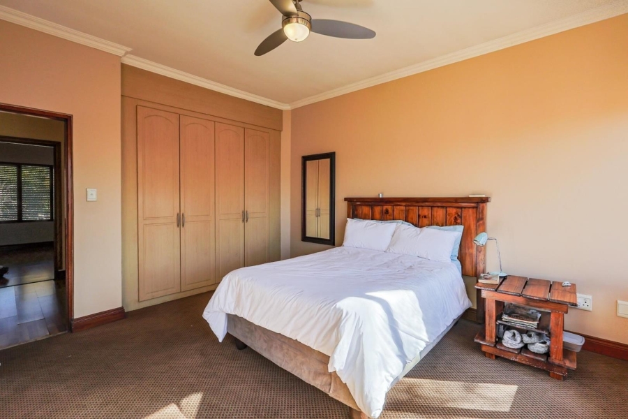 To Let 4 Bedroom Property for Rent in Silver Lakes Gauteng