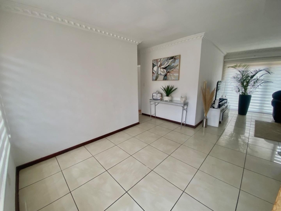 3 Bedroom Property for Sale in Meyerspark Gauteng