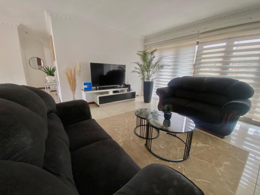 3 Bedroom Property for Sale in Meyerspark Gauteng