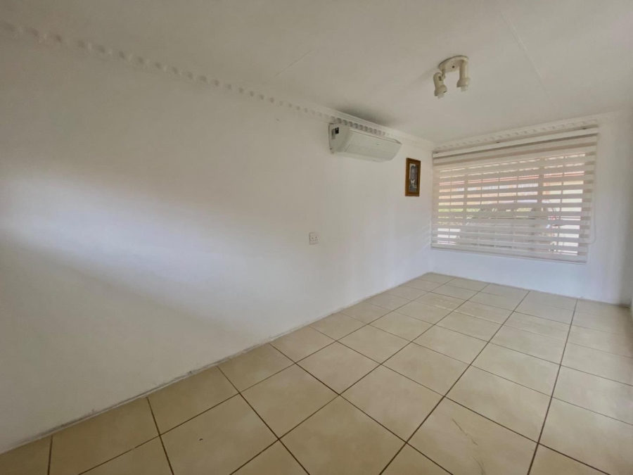 3 Bedroom Property for Sale in Meyerspark Gauteng