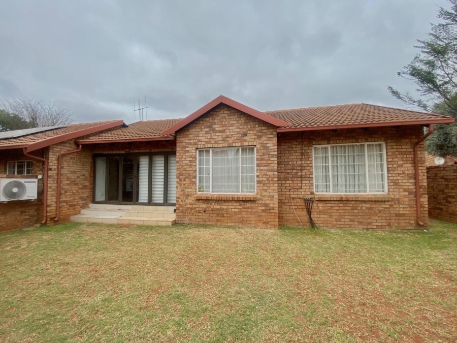 3 Bedroom Property for Sale in Meyerspark Gauteng