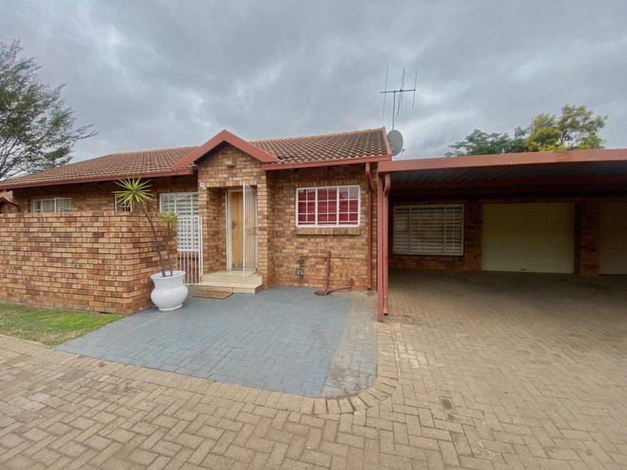 3 Bedroom Property for Sale in Meyerspark Gauteng