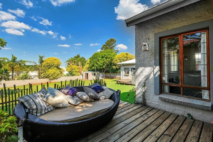 5 Bedroom Property for Sale in Waterkloof Ridge Gauteng