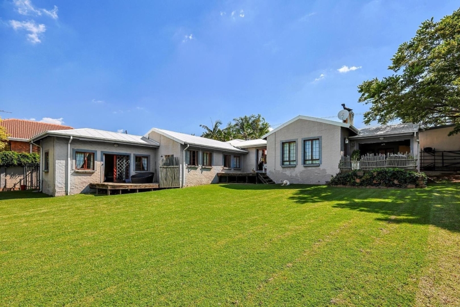 5 Bedroom Property for Sale in Waterkloof Ridge Gauteng