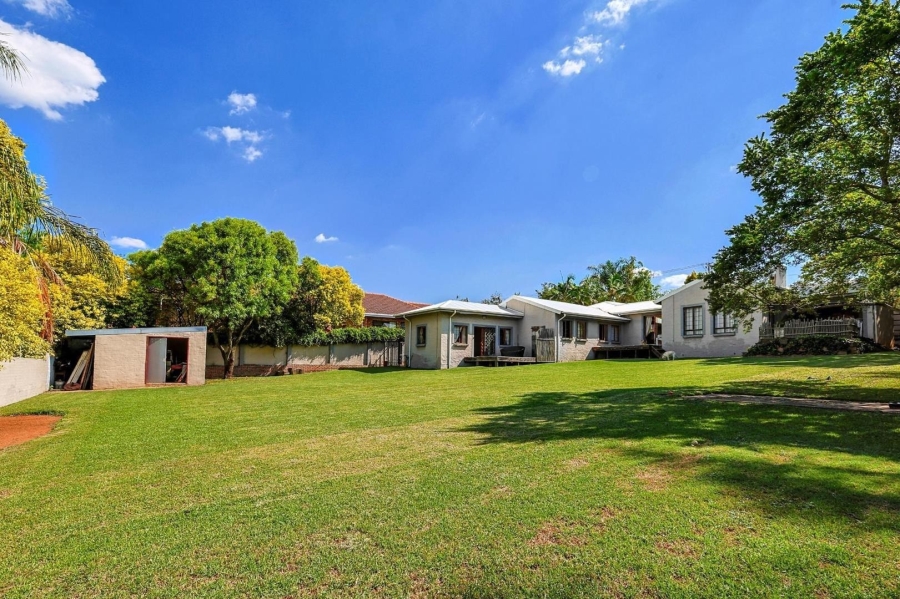 5 Bedroom Property for Sale in Waterkloof Ridge Gauteng