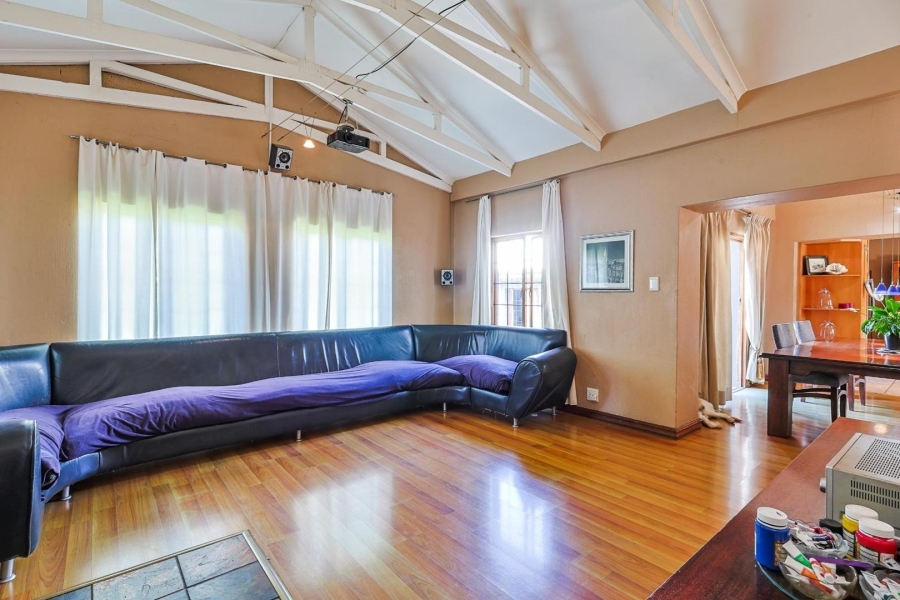 5 Bedroom Property for Sale in Waterkloof Ridge Gauteng