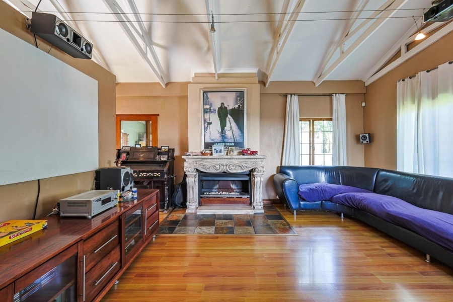 5 Bedroom Property for Sale in Waterkloof Ridge Gauteng