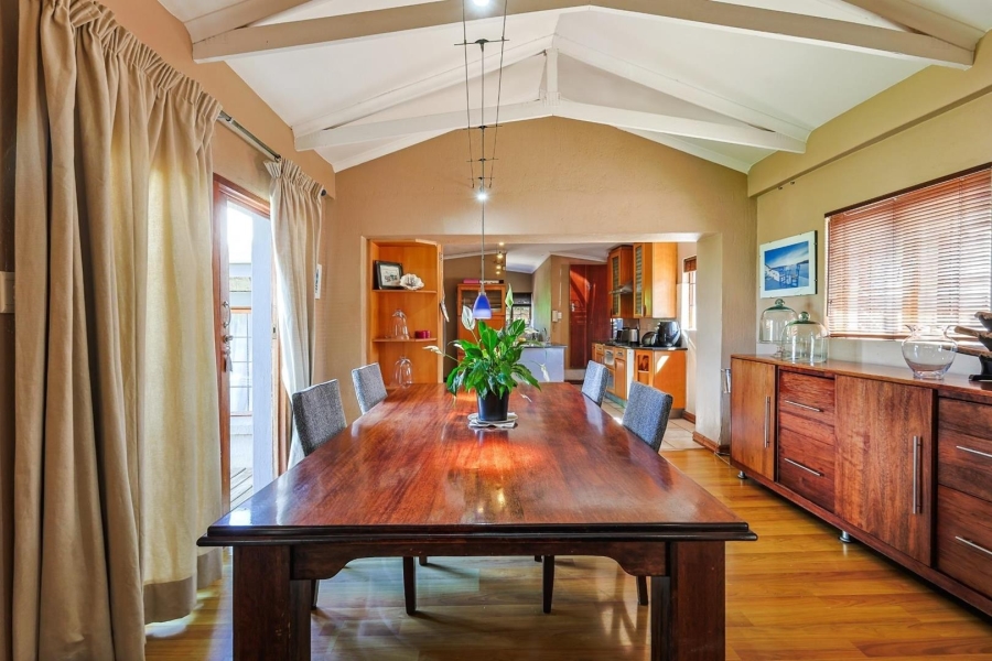 5 Bedroom Property for Sale in Waterkloof Ridge Gauteng