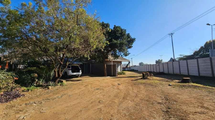 5 Bedroom Property for Sale in Menlo Park Gauteng