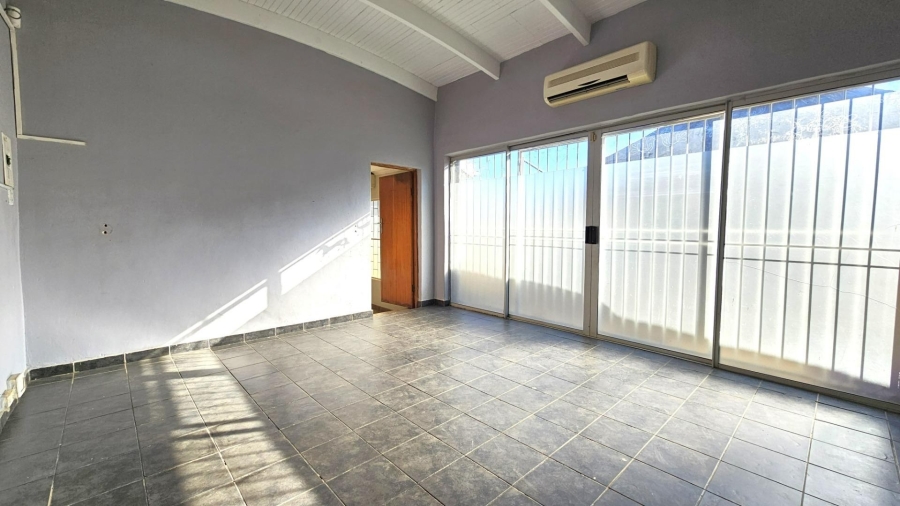 5 Bedroom Property for Sale in Menlo Park Gauteng