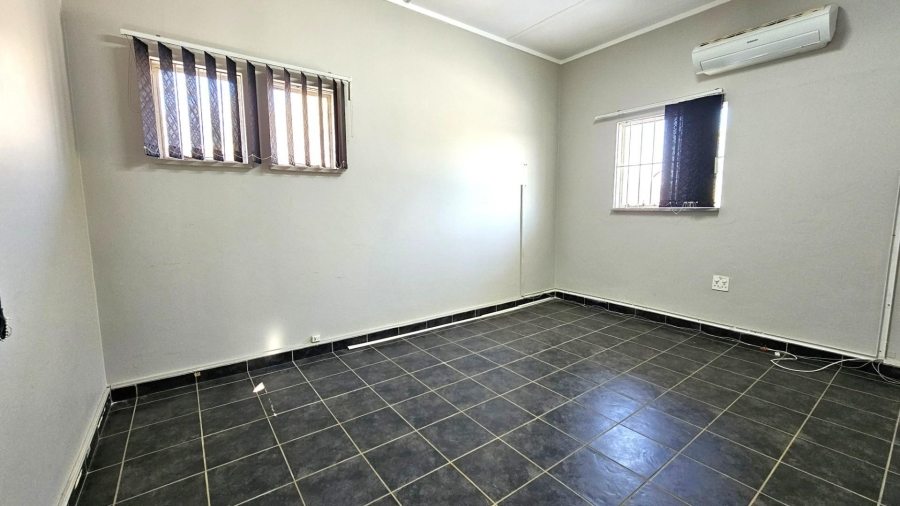 5 Bedroom Property for Sale in Menlo Park Gauteng