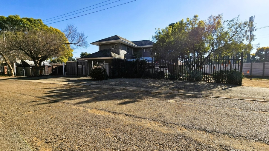 5 Bedroom Property for Sale in Menlo Park Gauteng