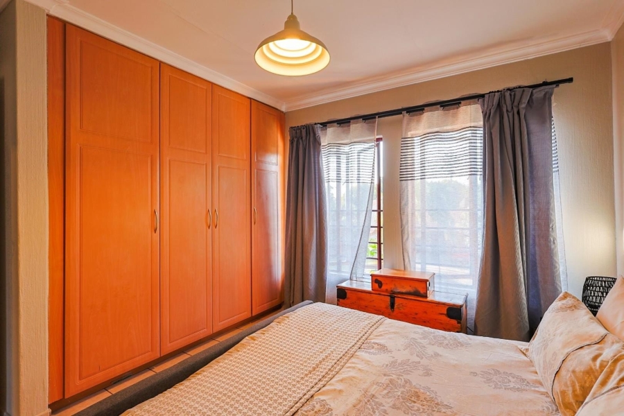 To Let 4 Bedroom Property for Rent in Silver Lakes Gauteng