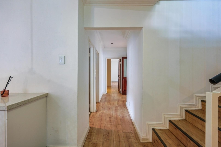 To Let 5 Bedroom Property for Rent in Silver Lakes Gauteng