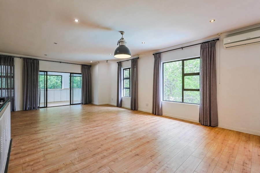 To Let 5 Bedroom Property for Rent in Silver Lakes Gauteng