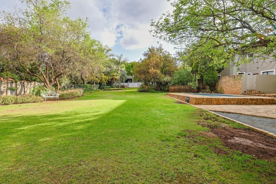 To Let 5 Bedroom Property for Rent in Silver Lakes Gauteng