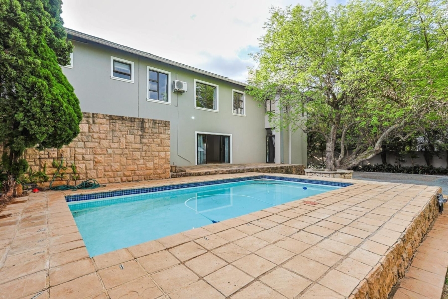 To Let 5 Bedroom Property for Rent in Silver Lakes Gauteng