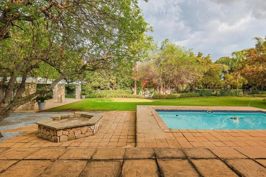 To Let 5 Bedroom Property for Rent in Silver Lakes Gauteng