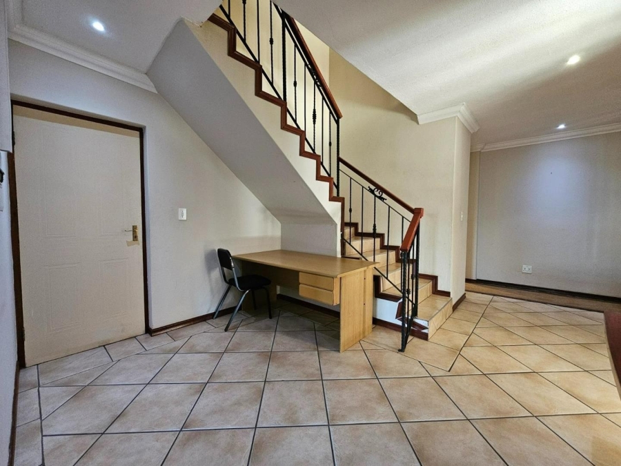5 Bedroom Property for Sale in Menlo Park Gauteng