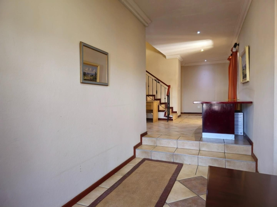 5 Bedroom Property for Sale in Menlo Park Gauteng